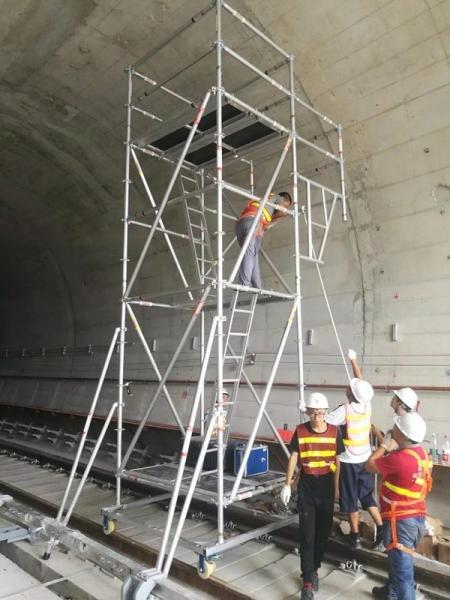Système de tour d'échafaudage en aluminium pour le métro 1 an de garantie