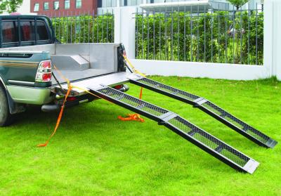 500lbs Capacity Metal Trailer Ramps Steel Folding Ramps durable