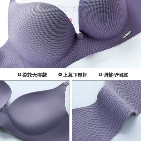 Women One Piece Small Breast a and B Cup Suitable Hot Selling Wire-Free Convertible Straps Lady's Bra