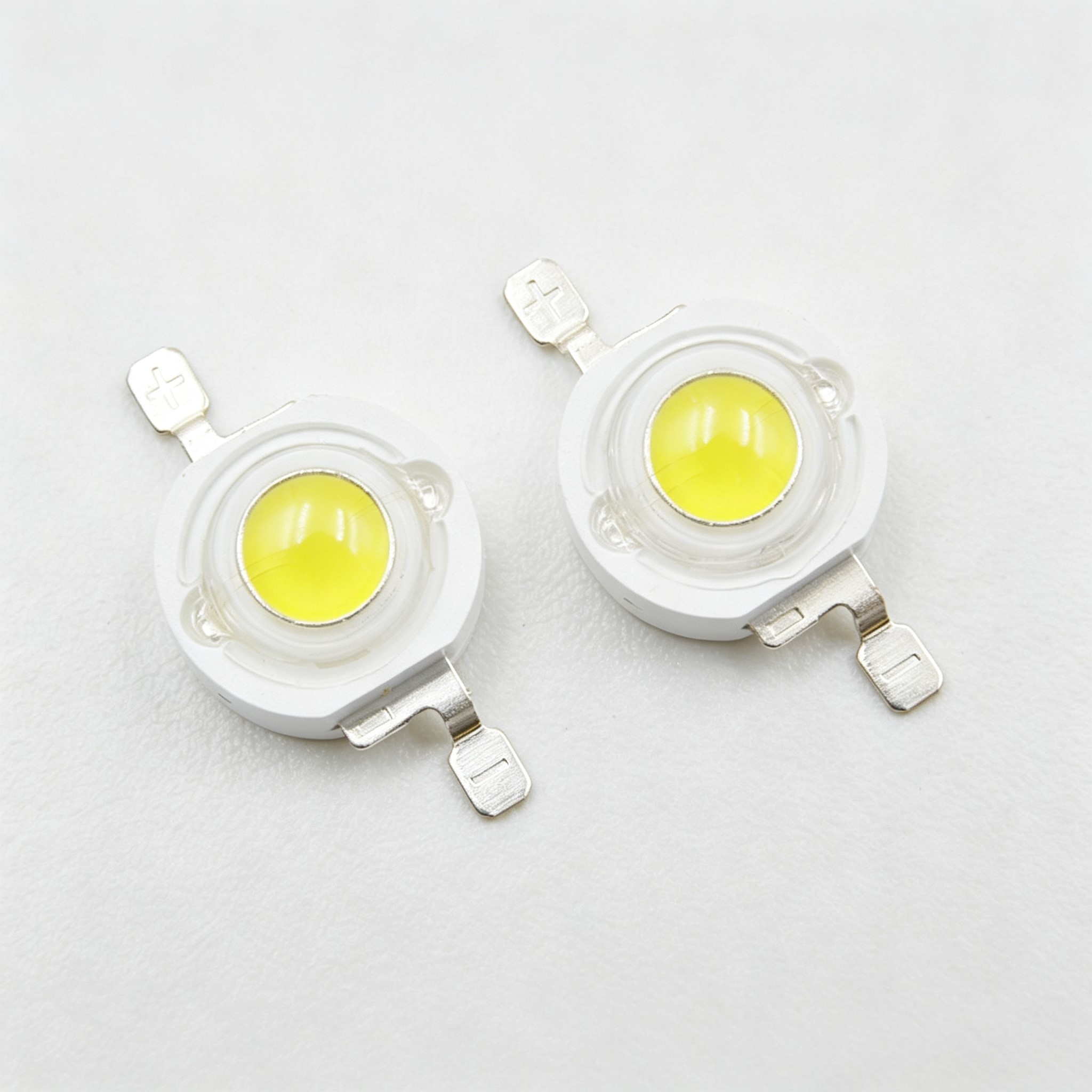 1W high power cool white LED bead 350mA 3.0‑3.6V 110‑120lm 6000‑6500K 140° wide angle for commercial indoor lighting