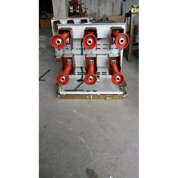 630A 10kV Electric Epoxy Resin Medium Voltage Support Insulators  with Disconnecting Switch