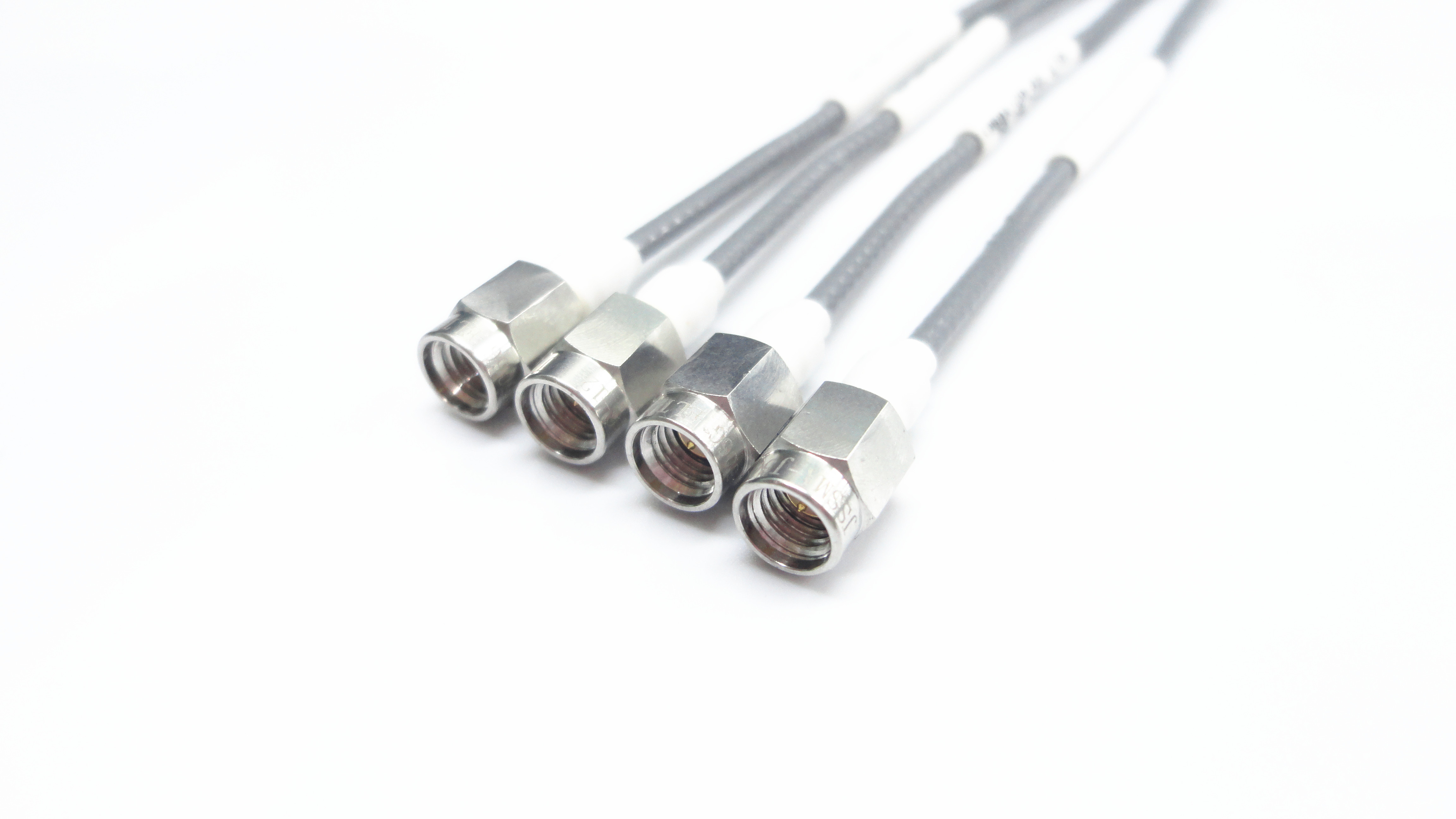 тип сборка кабеля 50ohm SMA мужской с CXN3506 кабелем Diameter=0.5 mm