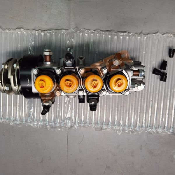 094000-0260 Denso Injection Pump For 8M22 Engine With 1800 Bar Injection Pressure