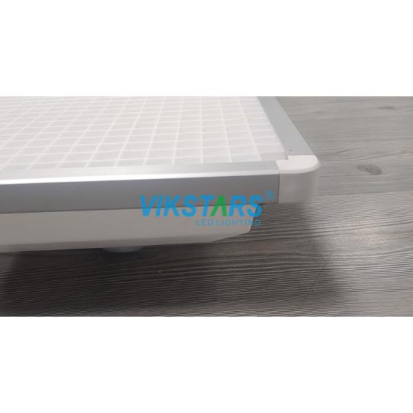 Lumière élevée de salle de classe de CRI 3200lm avec CRI>95Ra et pour des halls d'exposition