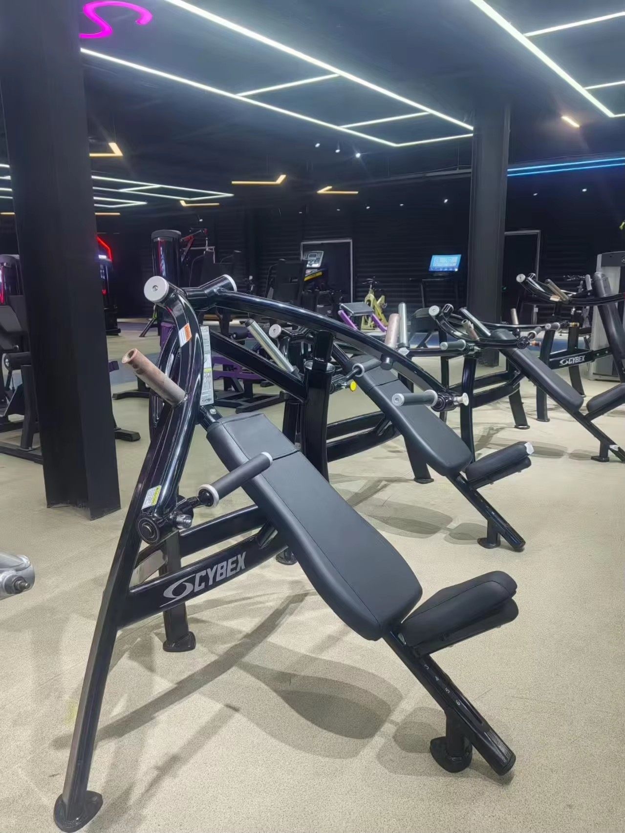 Commercial Plate Loaded Incline Bench Press Machine for Upper Chest Strength Training