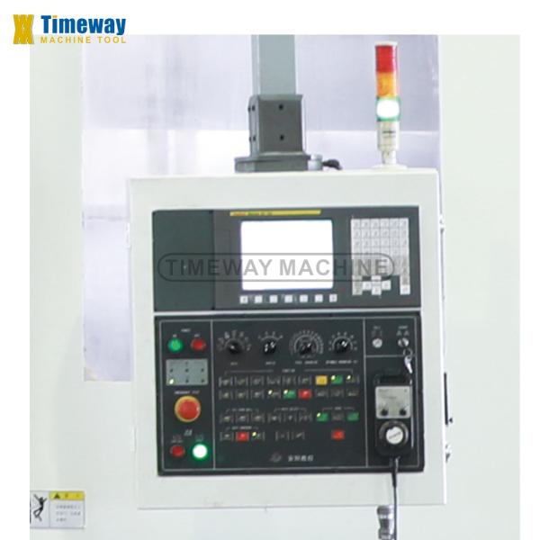 Full Function CNC Lathe for Turning Diameter up to 300mm and Max. Length of 2890mm