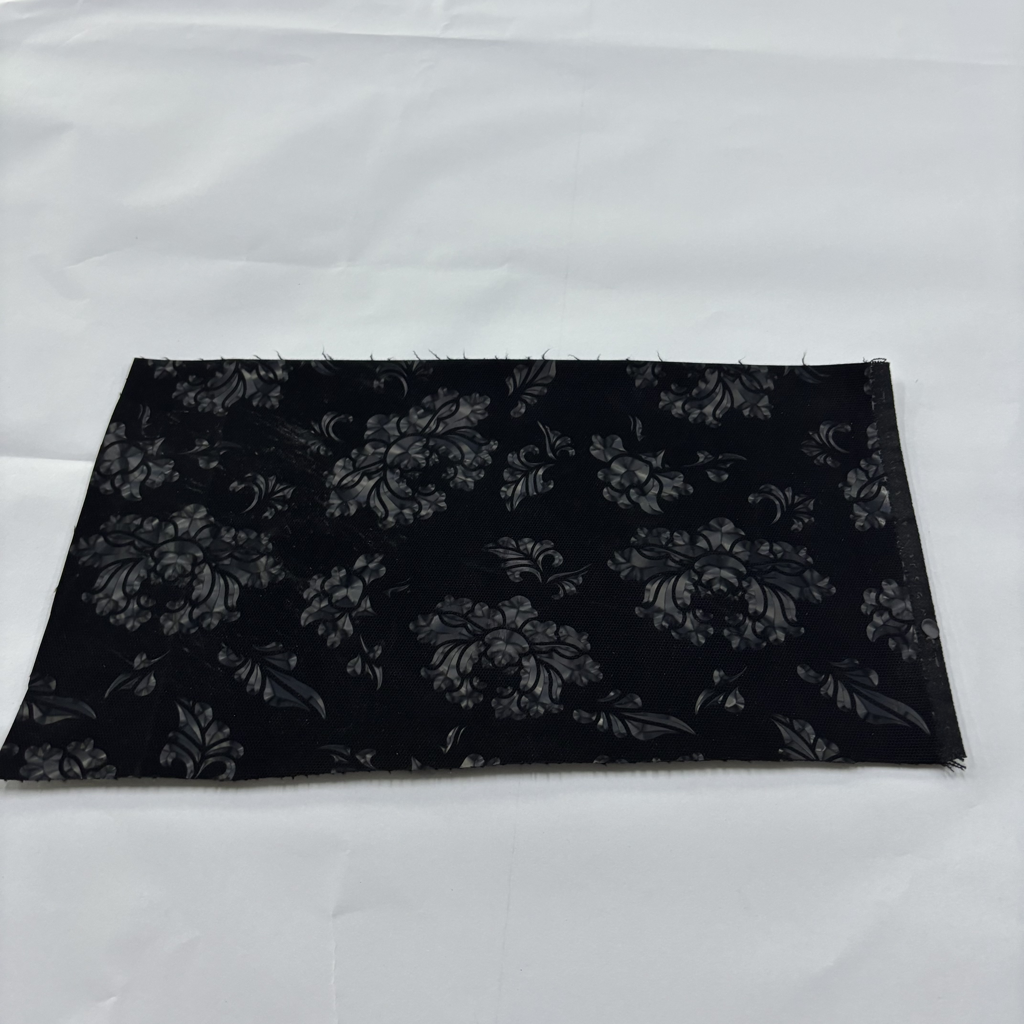 Size Customized New Decorative Design Grounding Mat Relief Muscle Relaxation Stress Earthing Pad Bed Desk Use Black Conductive
