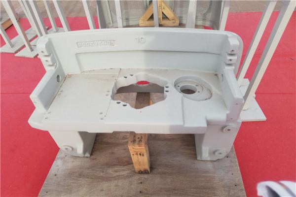 Smooth Surface Counter Weight 3.5 Ton For Loader Finish Painting 1500 Kg Weight