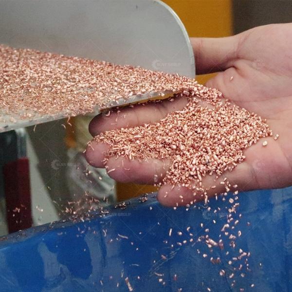 Machine de séparation du cuivre et du plastique certifiée CE de 95 kW pour le recyclage des câbles de communication