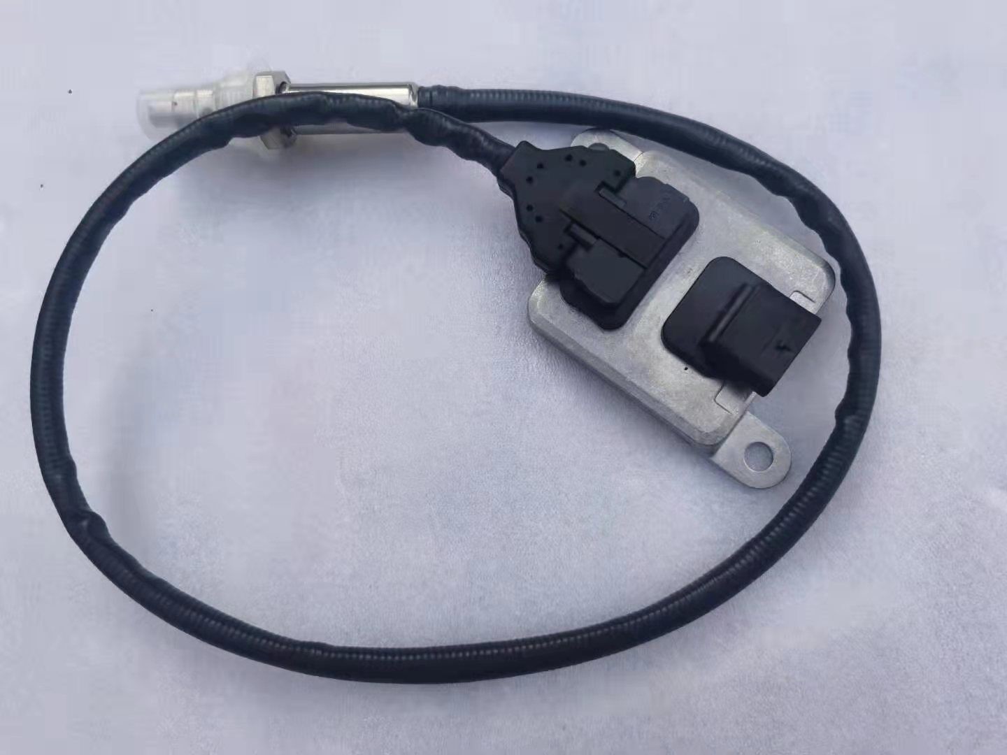 12В Mercedes Sprinter GLC NOx сенсор OEM A0009059603 5WK96681E