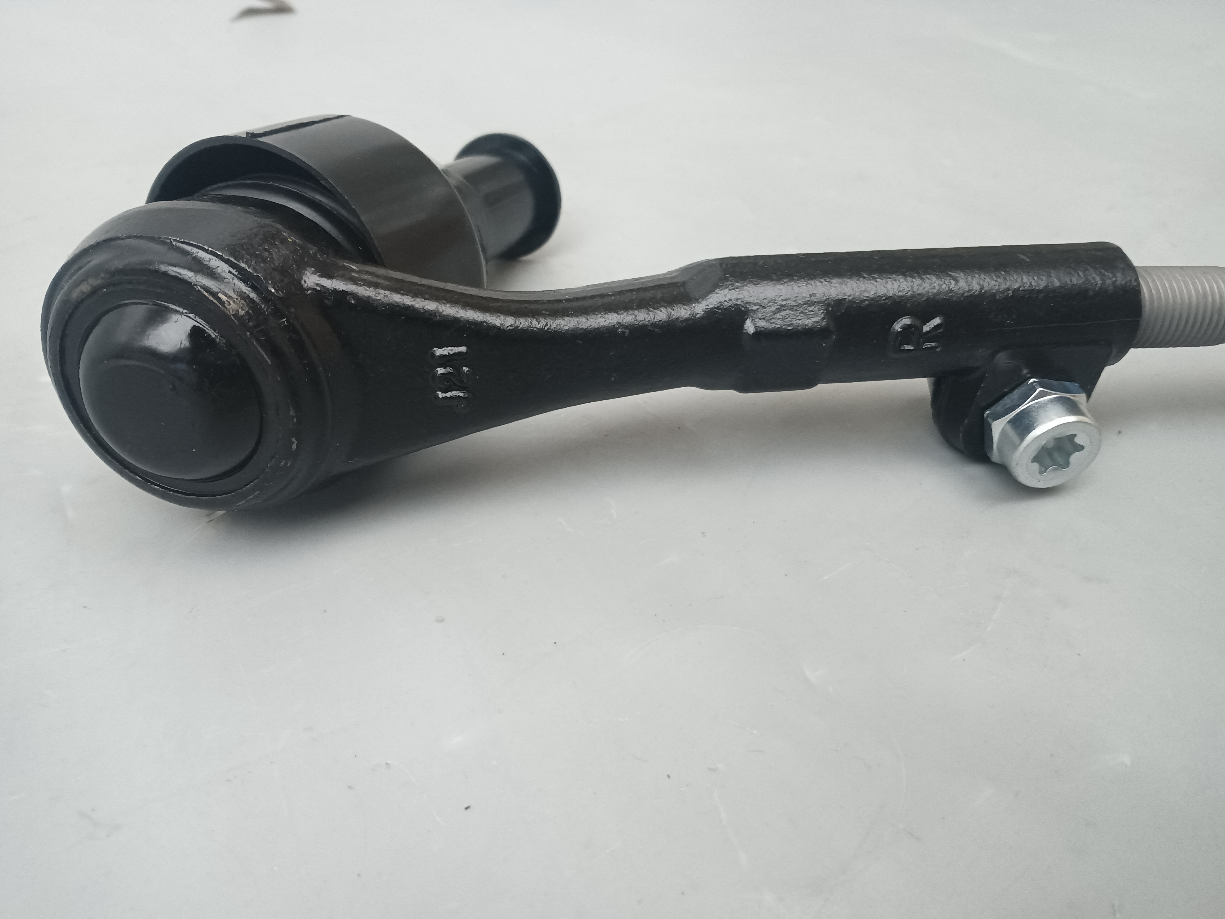 Hot Selling Tie Rod Assembly R 32216762244 for BMW 1 Series 3 Series X1