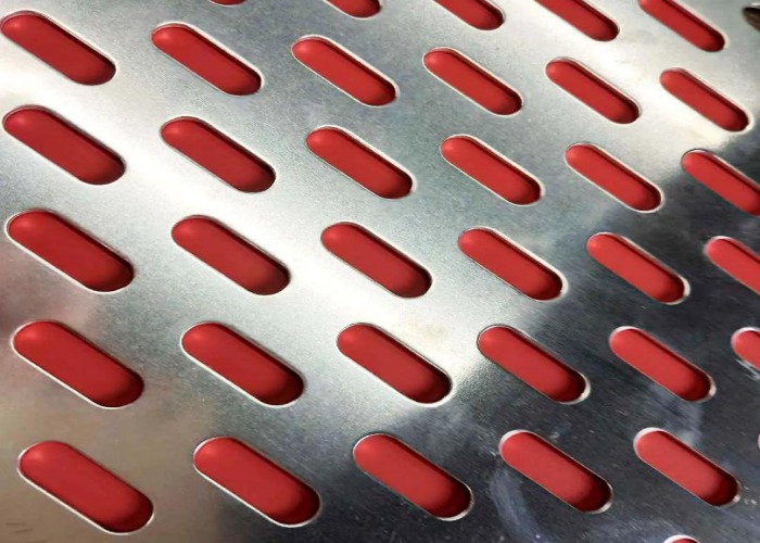Отверстие сопротивления носки прорезанное пефорировало лист