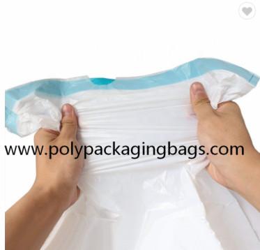 O saco de lixo Degradable do cordão material do Ldpe rola reciclável