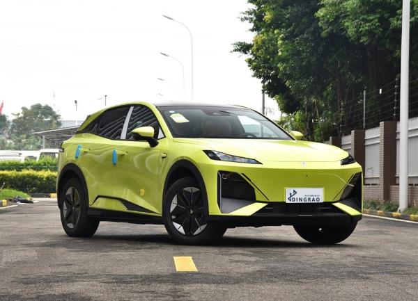 320Nm de couple personnalisé Deepal S07 SUV Véhicule électrique électrique EV Voiture hybride pour les besoins personnalisés