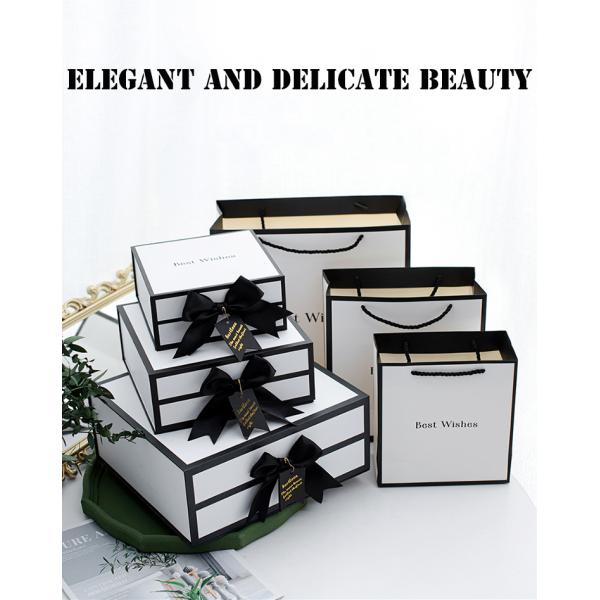 Одежды всех продаж роскошные душат смычка ленты пакета подарка подарочную коробку складчатости картона закрытия установленного магнитную
