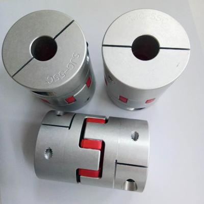 Aranha de alumínio do acoplamento flexível do motor da oxidação que desliza o acoplamento de eixo