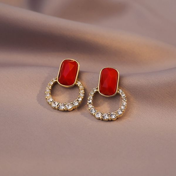 Shining Black Stone Autumn and Winter Popular Fashion 925 Silver Needle Elegant Earrings