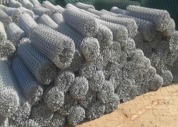 Galvanized Chain Link Diamond Wire Mesh Fence Panels For Playground