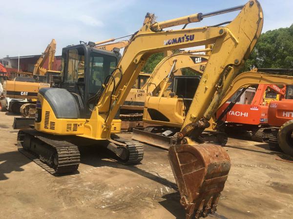 4 máquinas escavadoras da mão de KOMATSU da cubeta M3 do cilindro 0,2 ?as