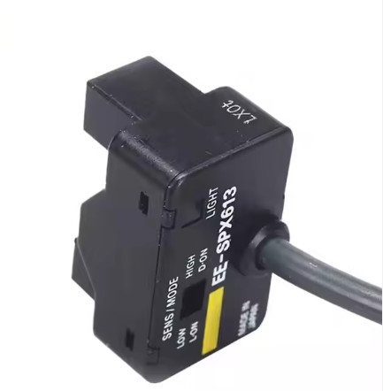 OMORN EE-SPX613 パイプを装着した液体レベルセンサー 6-13mm 検出 IP50 NPN 産業自動化のための組み込みアンプ