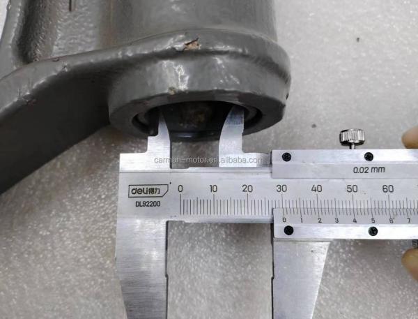 100% WG9725529034 CARRUCHI KM2205002 Sinotruk howo truck parts Front Spring Hanger Composite Materials