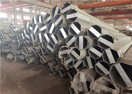 Inmersión caliente postes de acero galvanizados NEA Filipinas estándar poste tubular octagonal