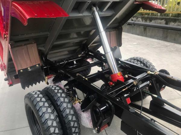 Pneus dianteiros/ traseiros 5.0-12/5.0-12 300cc Cargo Tricycle Dumper para transferência suave