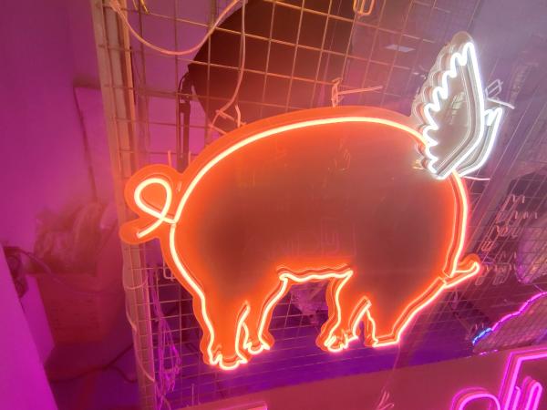 AC100V RoHS Acrylic Custom Neon Signs Mencave Halloween 50000hrs Cuttable