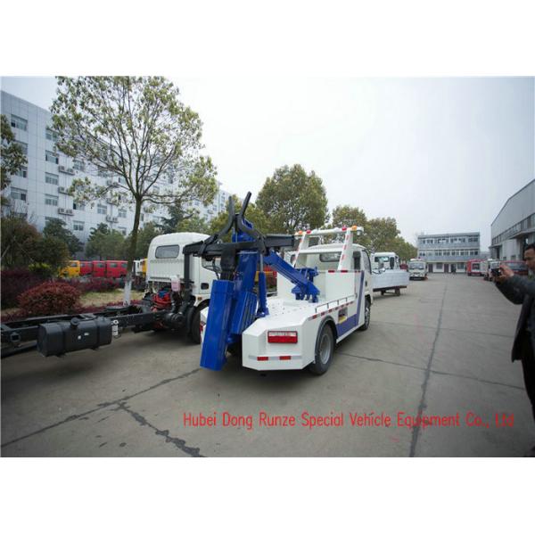 DFAC 4x2 5 Ton Light Duty Integrated Recovery Tow Truck Wrecker Euro III Emission