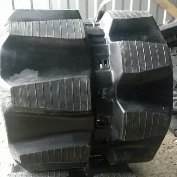 Rubber Track 320X106X39 for Excavator Yanmar Yb271/Yb32/Yb27/Vio30