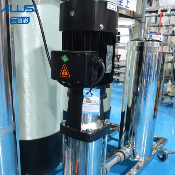 380V 500lph RO Borehole Salty Water Treatment Plant Automatic