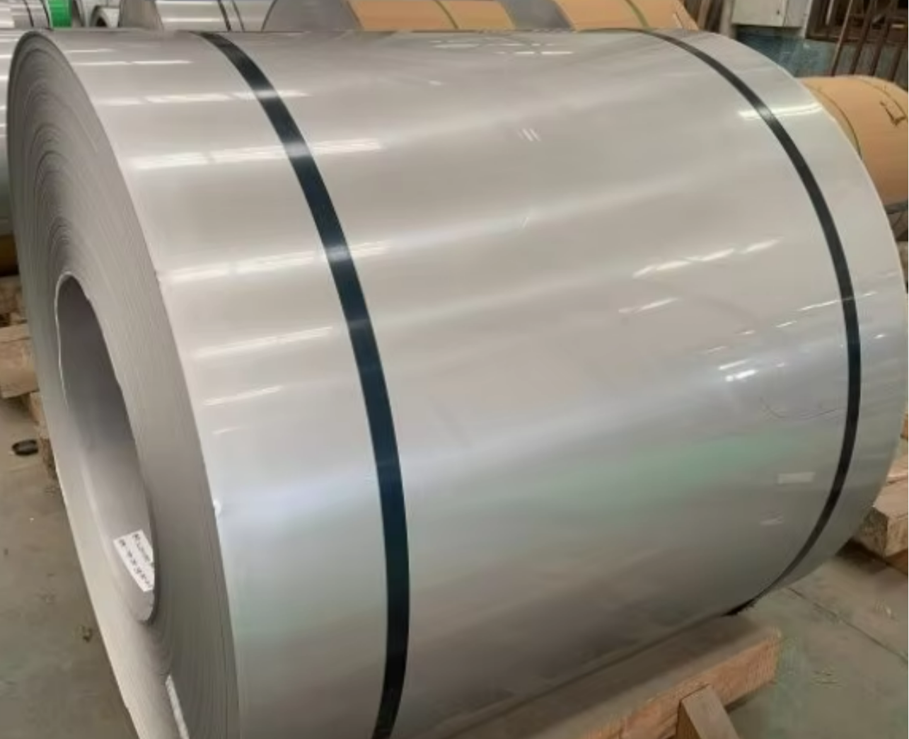 Cold Rolled 300 Series Stainless Steel Coil with No.4 Finish in 304L 316L and