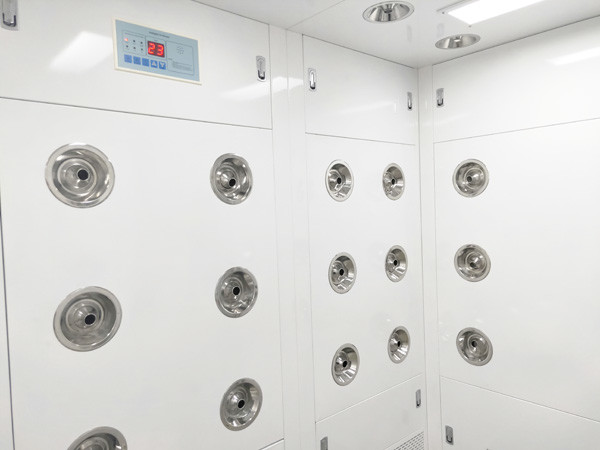 Л печатает угловой ливень воздуха с алюминиевыми дверями качания для комнаты класса 1000 людей 5-6 чистой в Индонезии