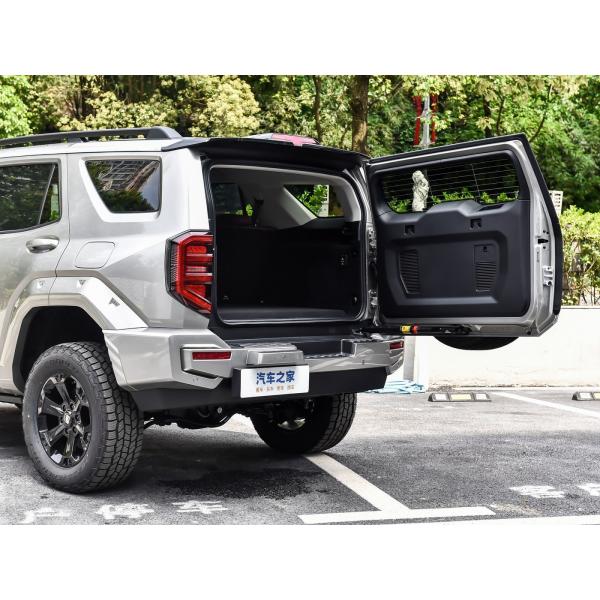 Experience the Thrill of Off-Roading with GWM Tank 400 Hi4-T Hybrid PHEV Off-Road SUV