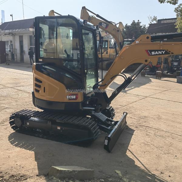 Vente à bas prix d'une excavatrice et d'une machine à crochets Sany SY26 d'occasion