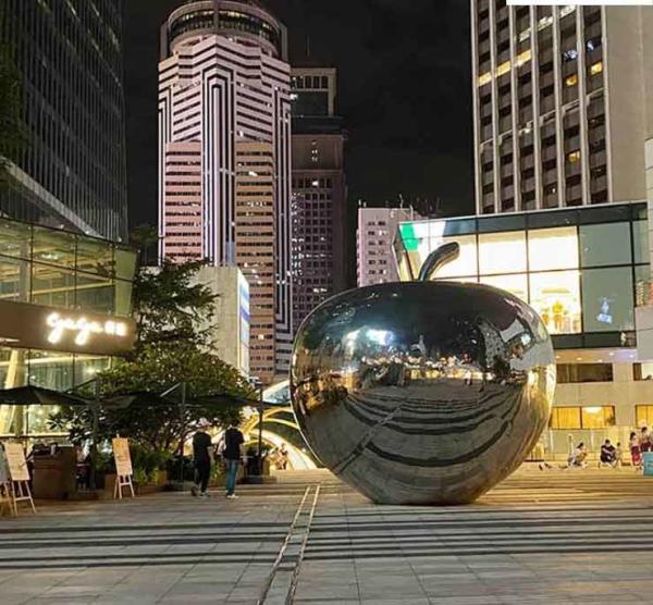 Grande escultura exterior contemporânea do metal para a decoração da plaza