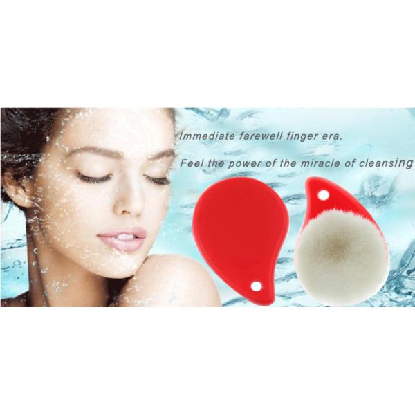 White Nylon Hair Red Facial Skin Cleansing Brush 23mm 67g Humanized Design