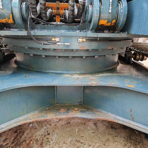 Powerful And Used Excavator Hyundai 220-9LC With Yellow Color