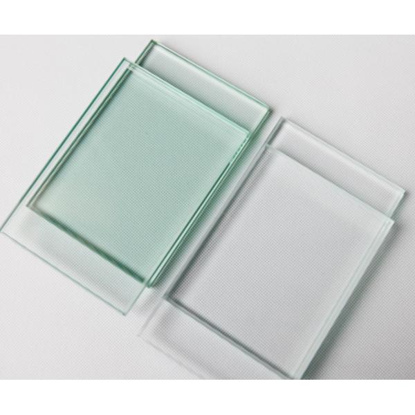 Низкая железная безопасность Ультрачестное стекло 91% Проницаемость 7 Моха твердость поверхности