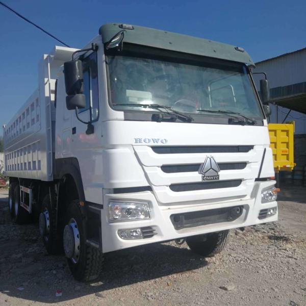                  Sinotruk HOWO 8X4 10-Wheel Heavy Duty 30 Tons Tipper Dump Truck for Stone and Sand             