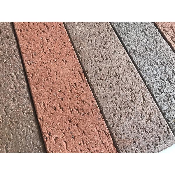 Внешняя водоустойчивая декоративная облицовка кирпича, ровный экстерьер изоляции кирпича стороны