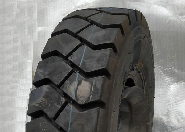 Durable 6.00-9NHS Pneumatic Forklift Tires , Solid Rubber Forklift Tires With Deep Tread