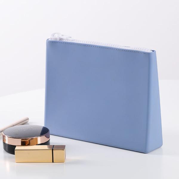Soft and Durable Silicone Cosmetic Bag Customized Color for On-the-Go Makeup
