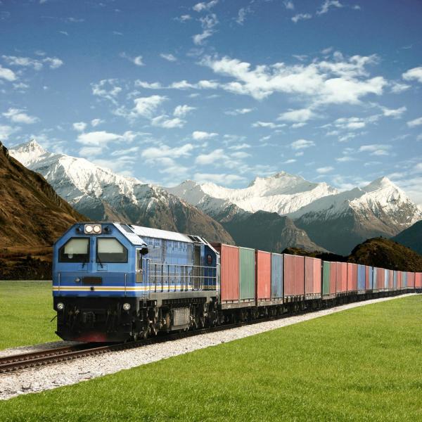 Global Interlink Carrier Fast Land Freight Shipping From China To Italy