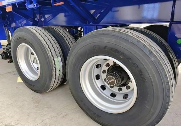40ft Flat Bed Semi Trailers 3 Axles Flatbeds For Semi Trucks