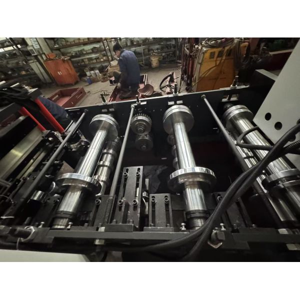 Roller Punching 0.3-0.8mm Snap Lock Metal Standing Seam Roll Forming Machine