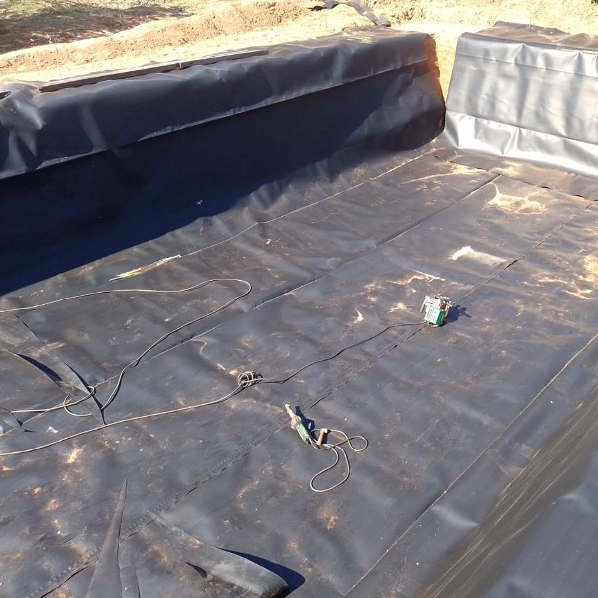 Черный HDPE Geomembrane линейный лист идеально подходит для прочной гидроизоляци