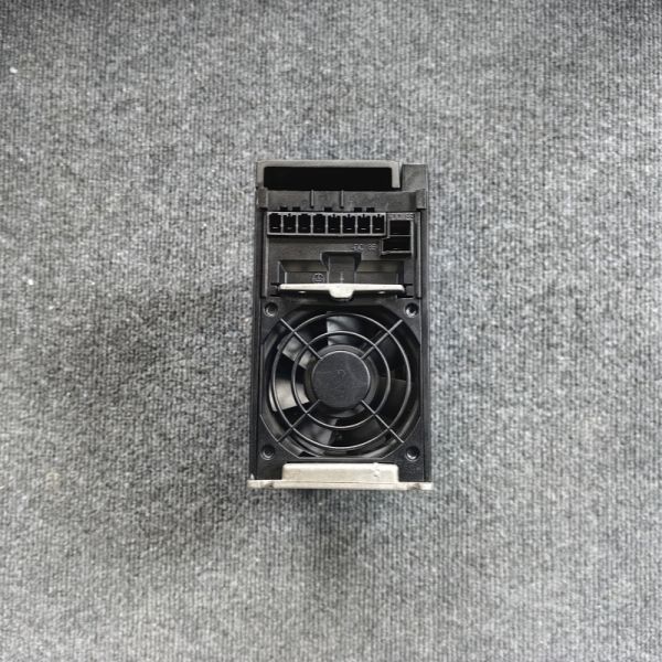 Highly Efficient VLT2840 VLT2840PT4B20STR0DBF00A00C0 VFD Danfoss Inverter 380V Danfoss VSD for Fan Water Pump Conveyor Belt