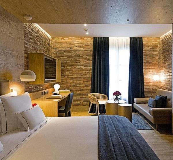 Tanzania luxury hotel furniture manufactuer from China for bedroom furniture set by leather bed with bench sofa and chai