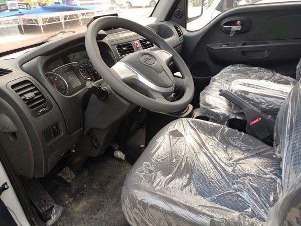 JAC X5 Small Freezer Refrigerated Truck Refrigerator Truck